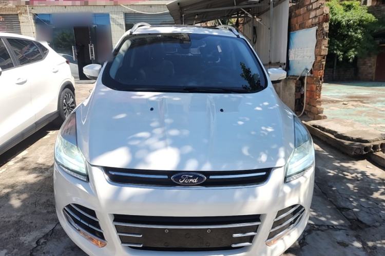 Used Ford Kuga 2015 1.5L GTDi Two-Wheel Drive Fashion Edition Front
