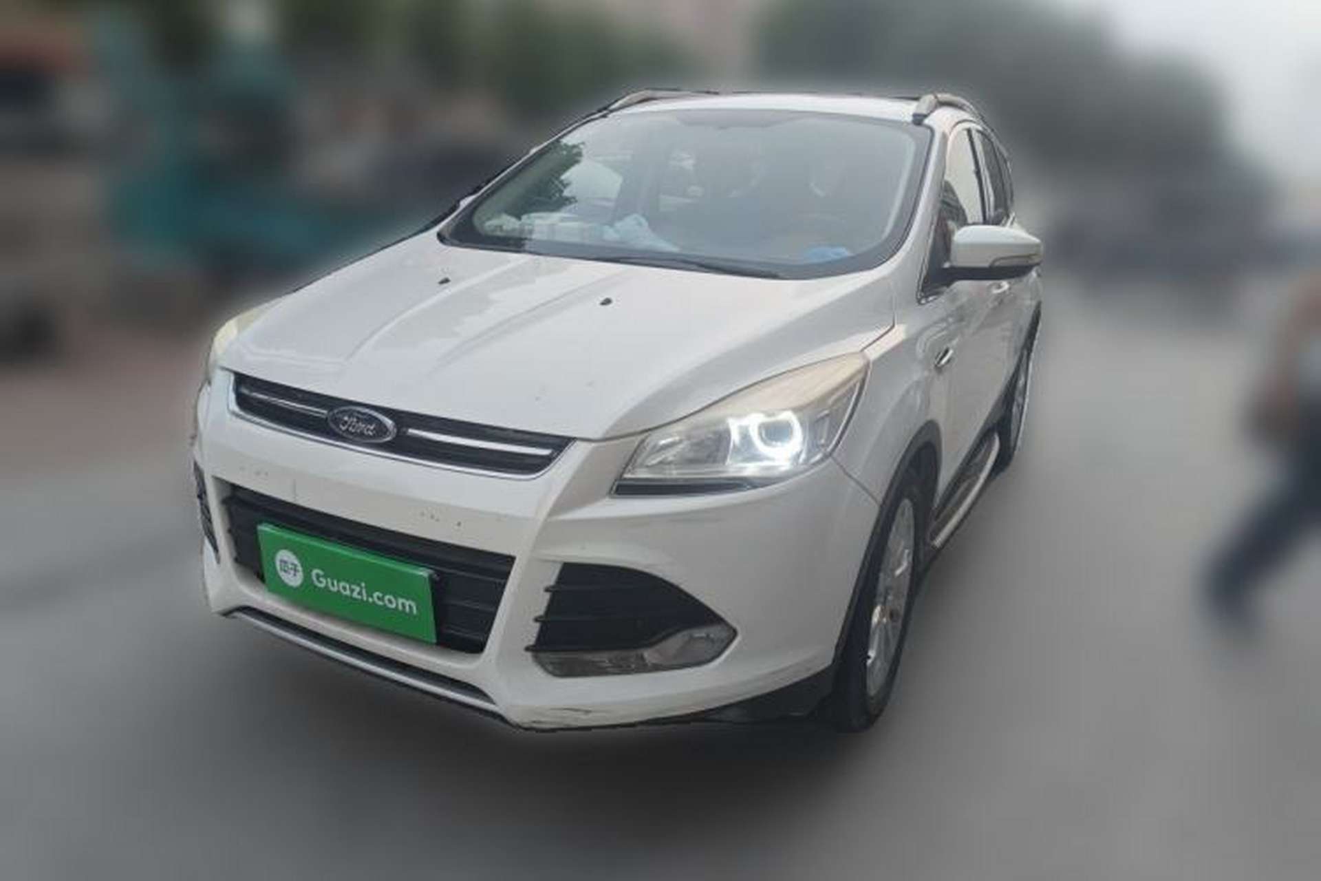 Used Ford Kuga 2015 1.5L GTDi Two-Wheel-Drive Comfort Model Front Left 45 Deg
