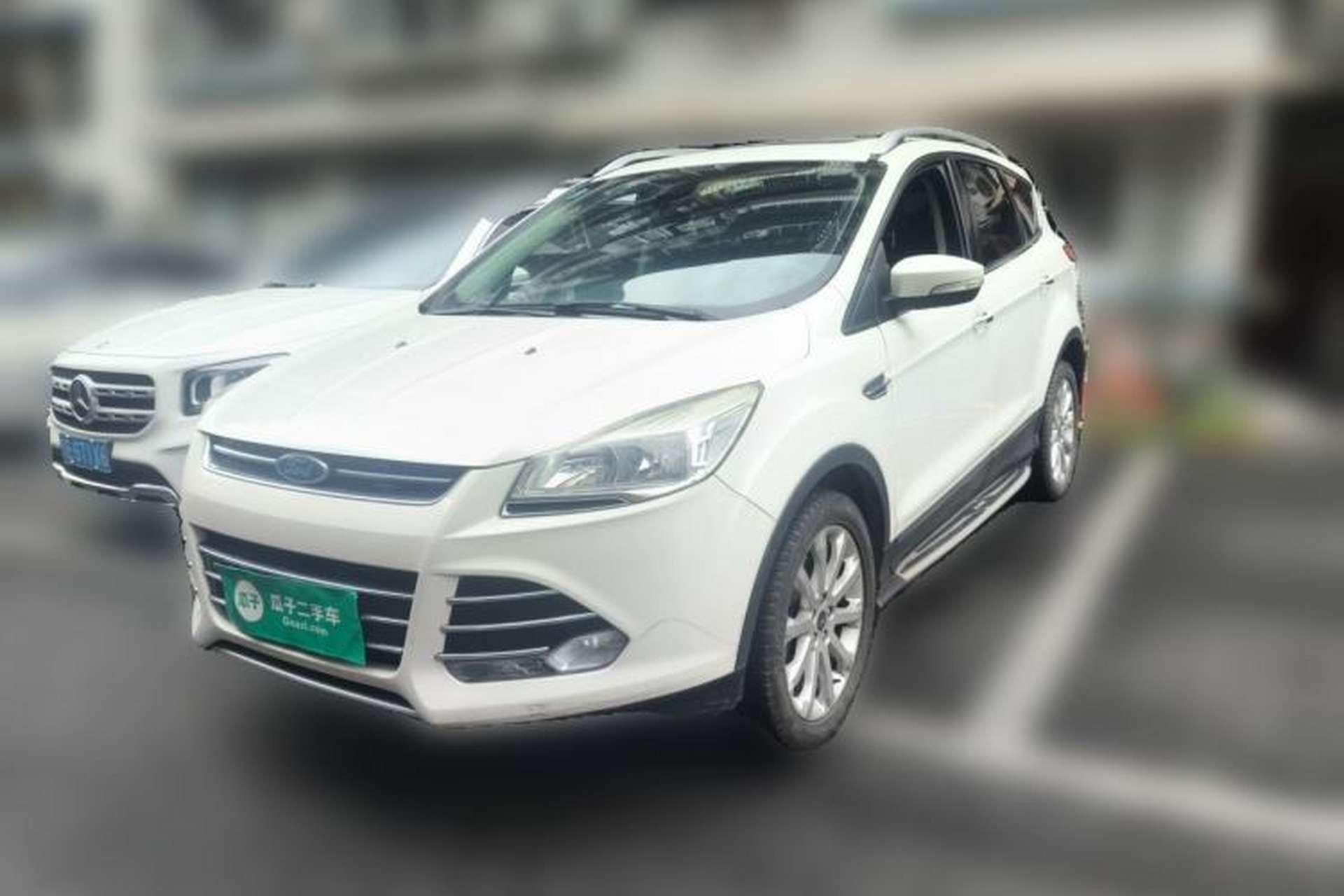 Used Ford Kuga 2015 1.5L GTDi Four-Wheel-Drive Elite Model Front Left 45 Deg