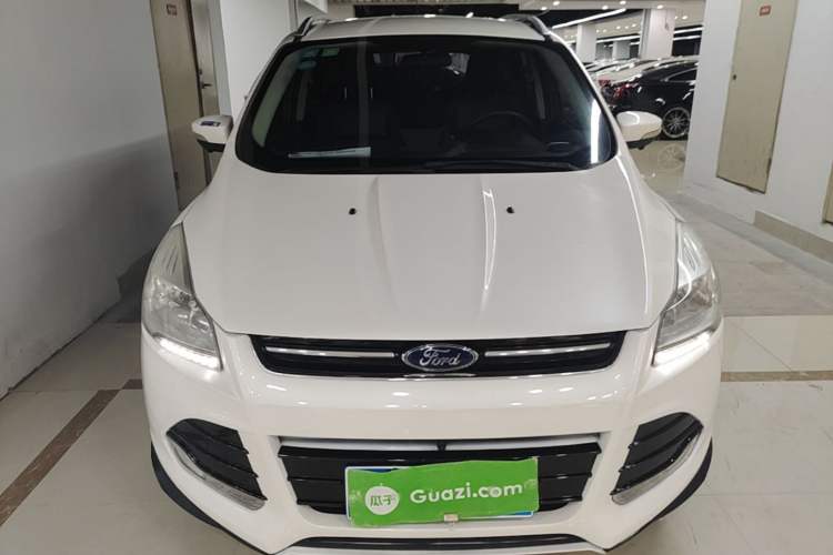 Used Ford Kuga 2015 1.5L GTDi Two-Wheel-Drive Comfort Model Front