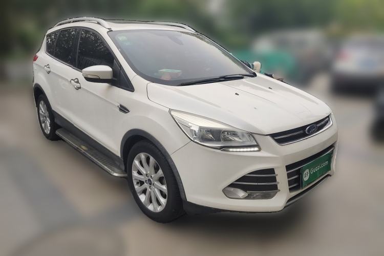 Used Ford Kuga 2015 1.5L GTDi Two-Wheel Drive Fashion Edition Front Right 45 Deg