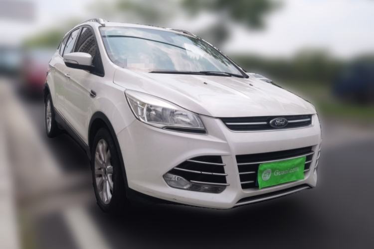 Used Ford Kuga 2015 2.0L GTDi Four-Wheel Drive Elite Model Front Right 45 Deg