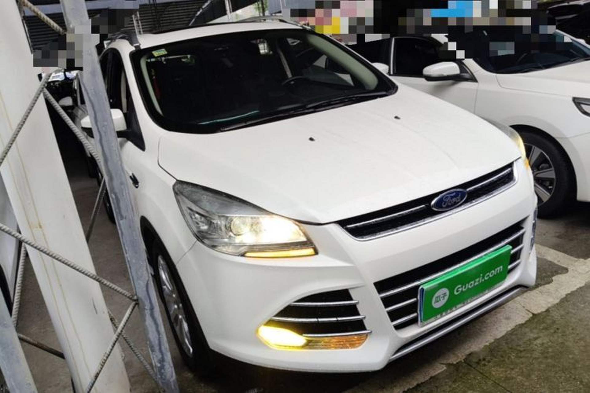Used Ford Kuga 2015 1.5L GTDi Two-Wheel Drive Fashion Edition Front Right 45 Deg