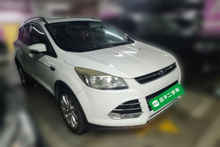 Used Ford Kuga 2015 1.5L GTDi Two-Wheel Drive Fashion Edition Front Right 45 Deg