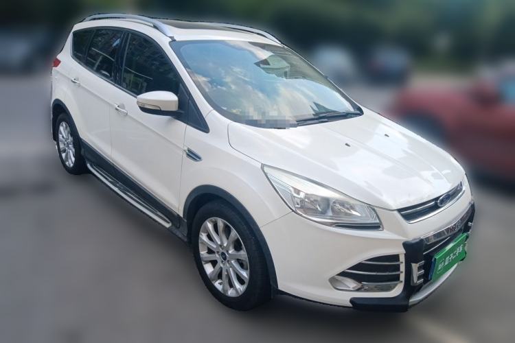 Used Ford Kuga 2015 2.0L GTDi Four-Wheel Drive Elite Model Front Right 45 Deg