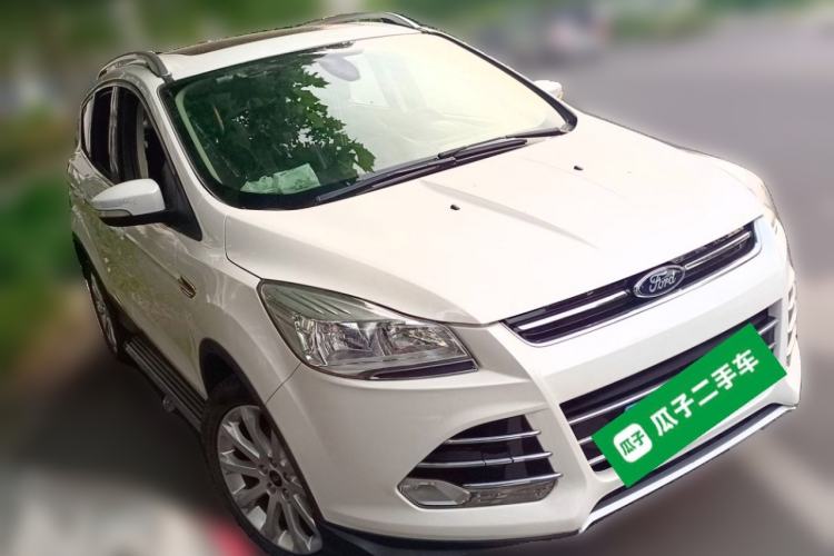 Used Ford Kuga 2015 1.5L GTDi Two-Wheel Drive Fashion Edition Front Right 45 Deg