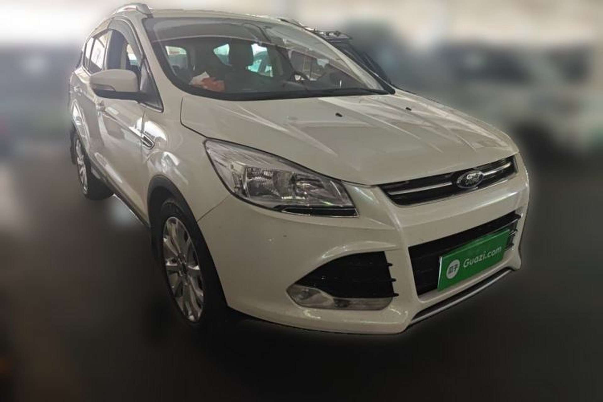 Used Ford Kuga 2015 1.5L GTDi Two-Wheel Drive Fashion Edition Front Right 45 Deg