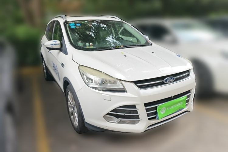 Used Ford Kuga 2015 2.0L GTDi Four-Wheel Drive Prestige Model Front Right 45 Deg
