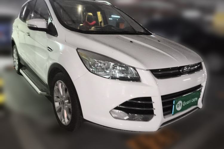 Used Ford Kuga 2015 2.0L GTDi Four-Wheel Drive Elite Model Front Right 45 Deg