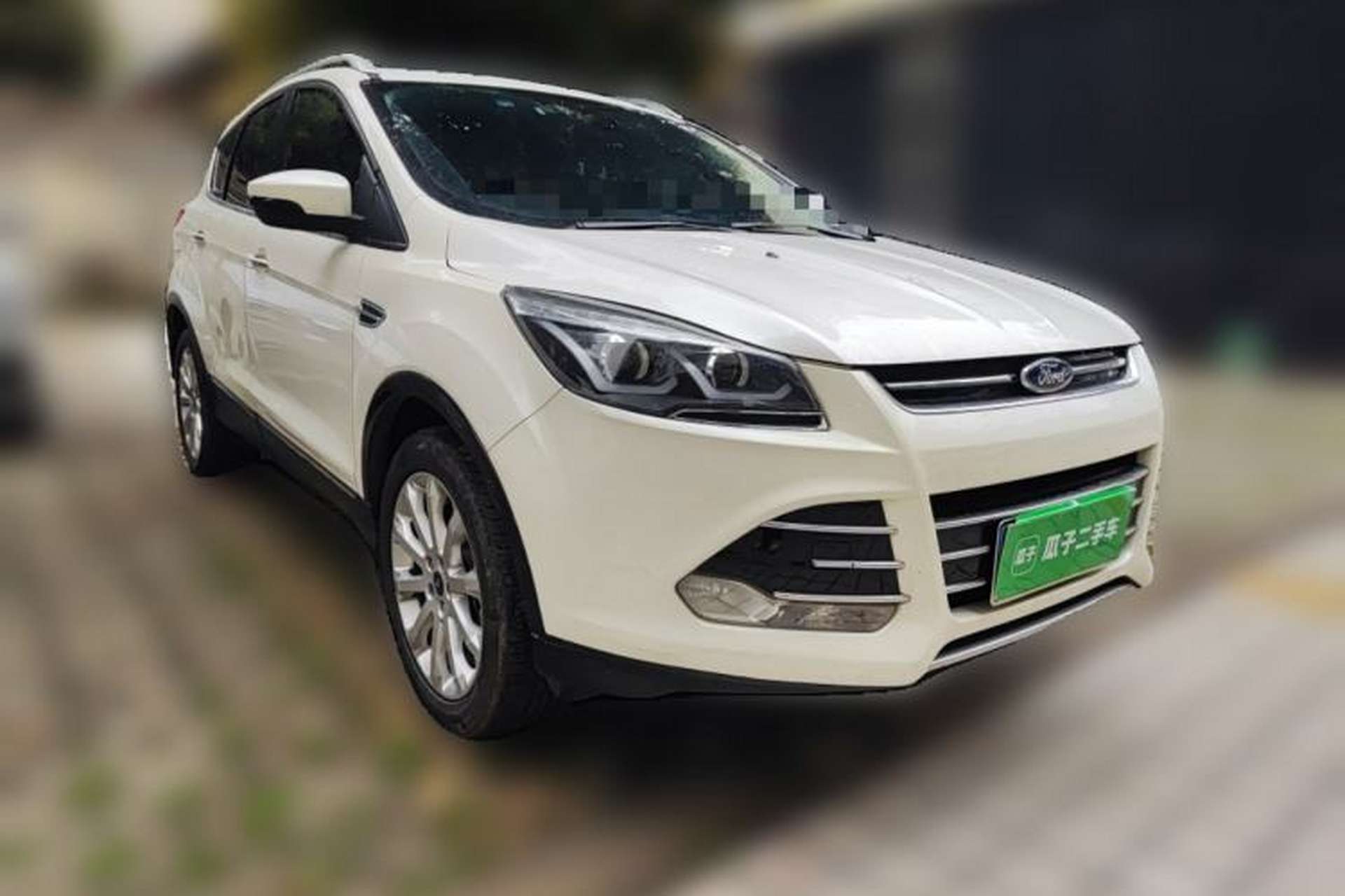 Used Ford Kuga 2015 2.0L GTDi Four-Wheel Drive Elite Model Front Right 45 Deg