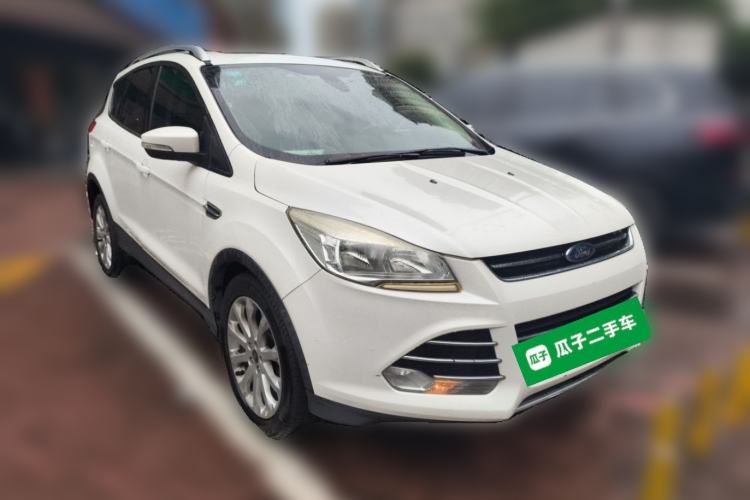 Used Ford Kuga 2015 1.5L GTDi Two-Wheel Drive Fashion Edition Front Right 45 Deg