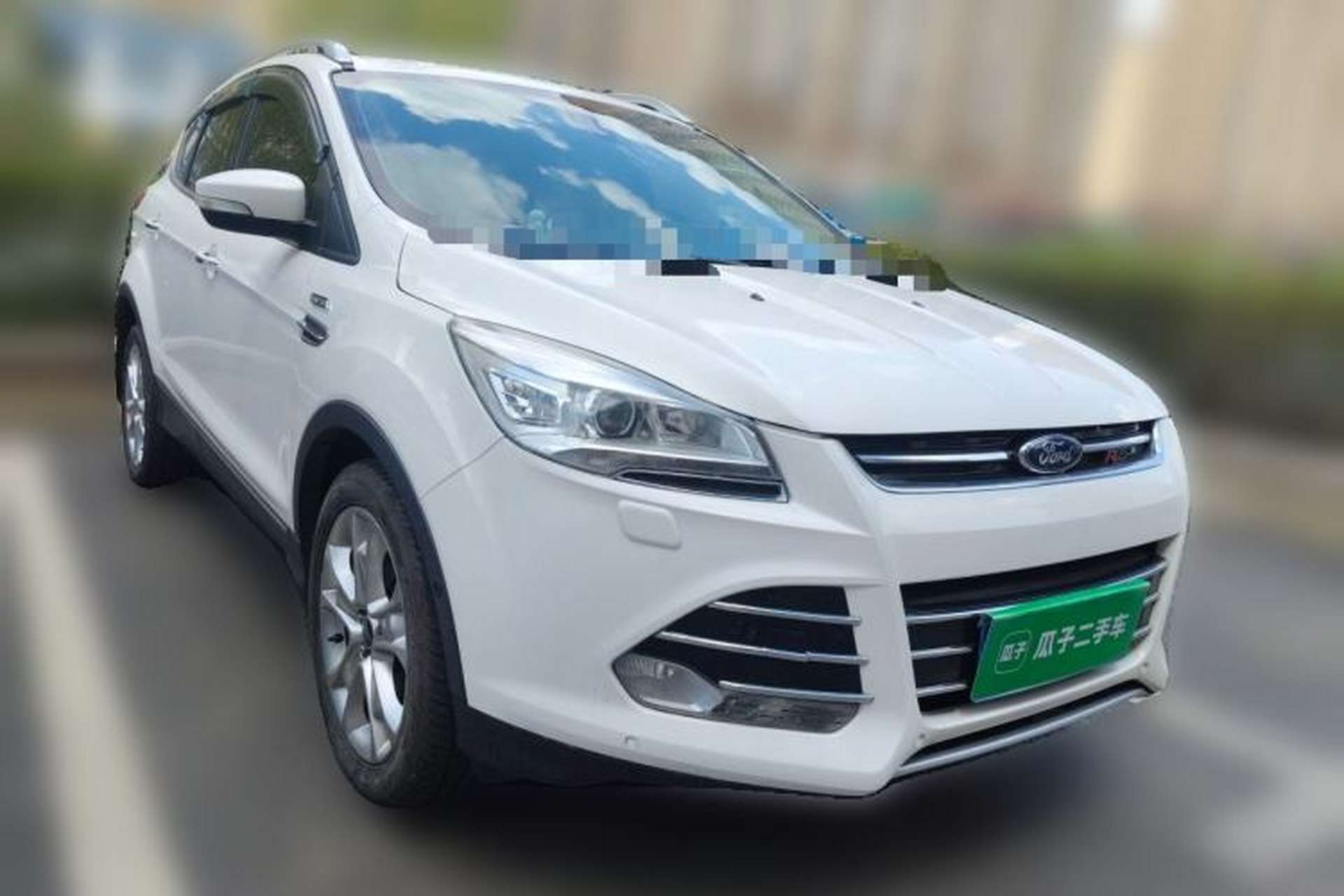 Used Ford Kuga 2015 2.0L GTDi Four-Wheel-Drive Sport Model Front Right 45 Deg