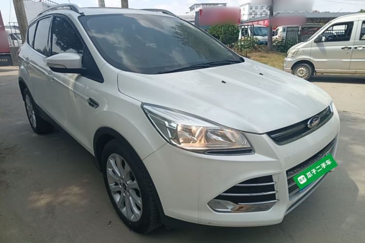 Used Ford Kuga 2015 1.5L GTDi Two-Wheel Drive Fashion Edition Front Right 45 Deg