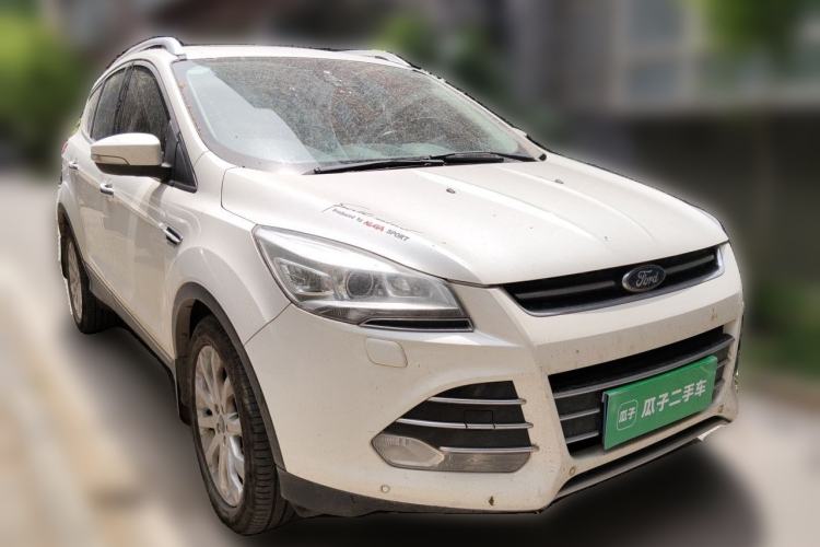 Used Ford Kuga 2015 2.0L GTDi Four-Wheel Drive Prestige Model Front Right 45 Deg
