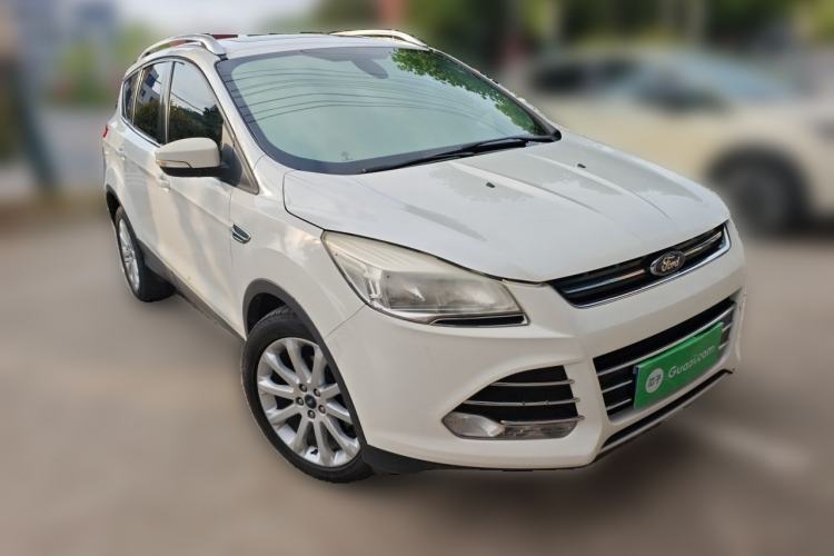 Used Ford Kuga 2015 1.5L GTDi Two-Wheel Drive Fashion Edition Front Right 45 Deg