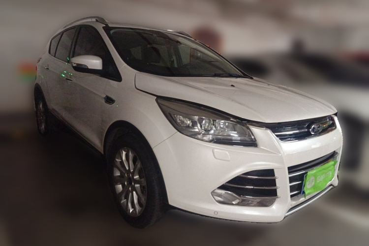 Used Ford Kuga 2015 2.0L GTDi Four-Wheel Drive Prestige Model Front Right 45 Deg