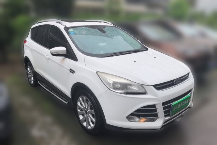Used Ford Kuga 2015 1.5L GTDi Two-Wheel Drive Fashion Edition Front Right 45 Deg