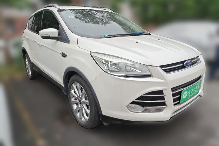 Used Ford Kuga 2015 1.5L GTDi Two-Wheel Drive Fashion Edition Front Right 45 Deg