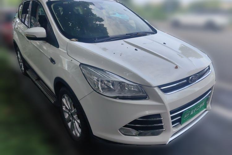 Used Ford Kuga 2015 1.5L GTDi Two-Wheel Drive Fashion Edition Front Right 45 Deg