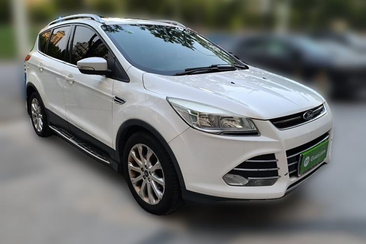 Used Ford Kuga 2015 1.5L GTDi Two-Wheel Drive Fashion Edition Front Right 45 Deg