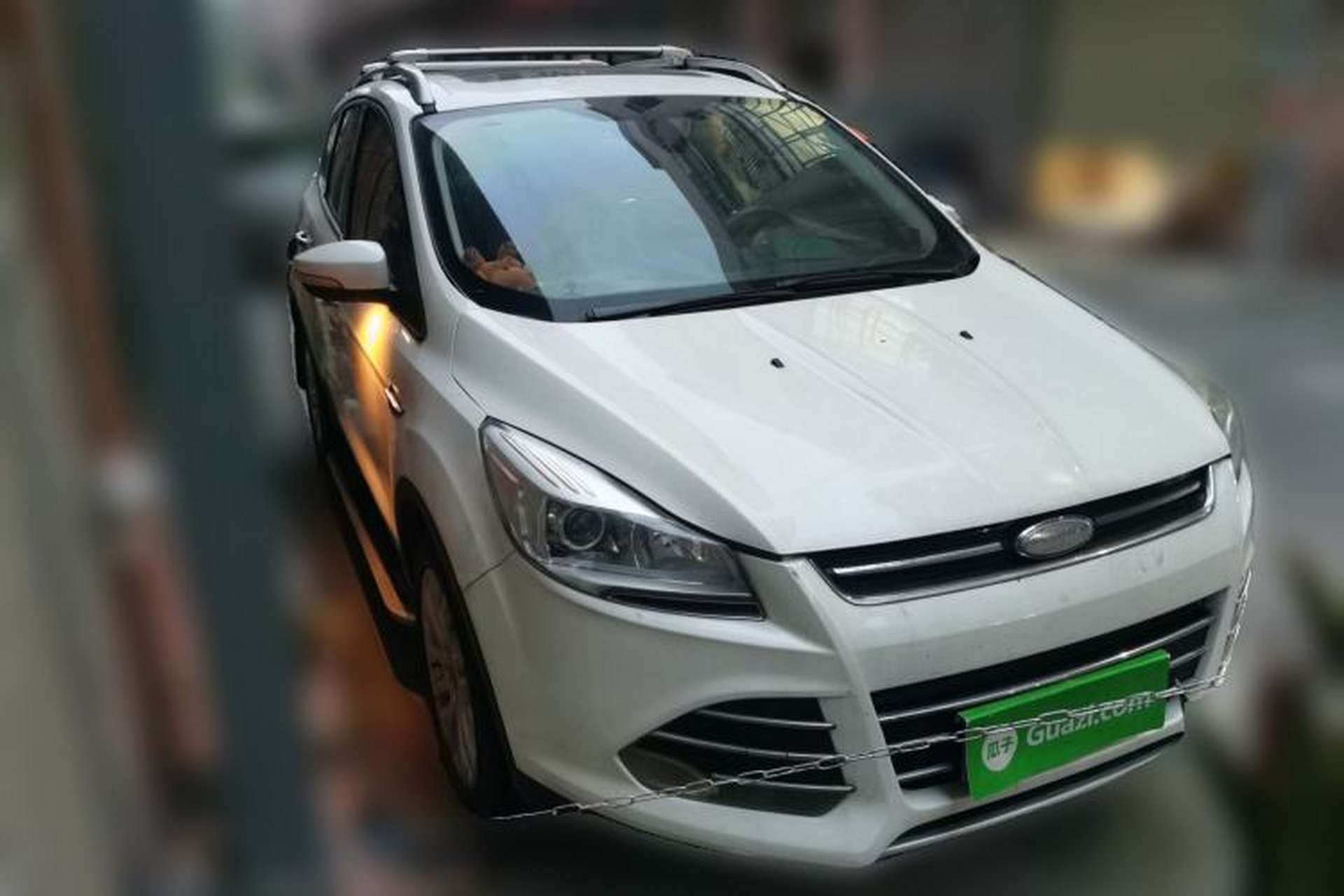 Used Ford Kuga 2015 1.5L GTDi Four-Wheel-Drive Elite Model Front Right 45 Deg