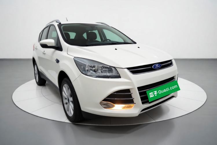 Used Ford Kuga 2015 2.0L GTDi Four-Wheel Drive Elite Model Front Right 45 Deg