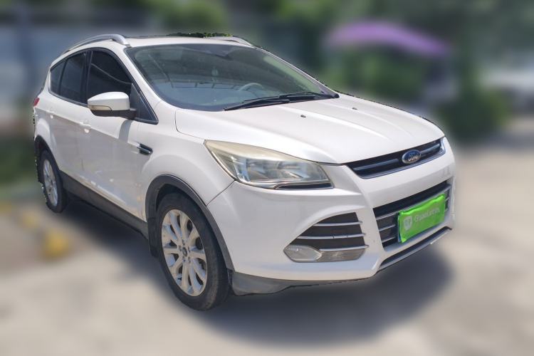 Used Ford Kuga 2015 1.5L GTDi Two-Wheel Drive Fashion Edition Front Right 45 Deg
