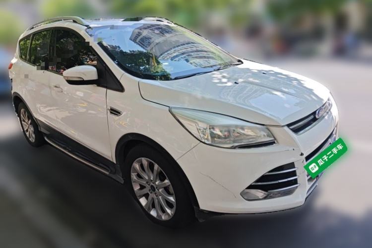 Used Ford Kuga 2015 1.5L GTDi Two-Wheel Drive Fashion Edition Front Right 45 Deg