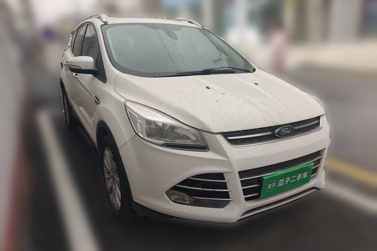Used Ford Kuga 2015 2.0L GTDi Four-Wheel Drive Elite Model Front Right 45 Deg