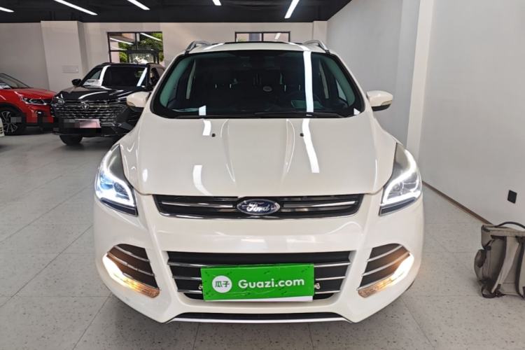 Used Ford Kuga 2015 1.5L GTDi Two-Wheel Drive Fashion Edition Front
