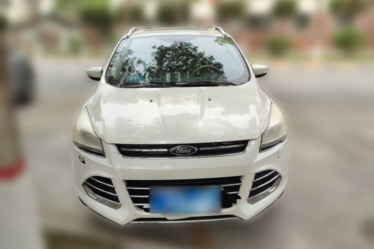 Used Ford Kuga 2015 2.0L GTDi Four-Wheel-Drive Sport Model Front