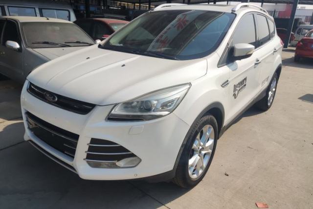 Used Ford Kuga 2015 2.0L GTDi Four-Wheel-Drive Sport Model