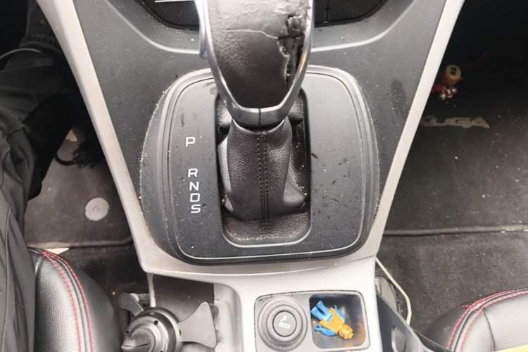 Used Ford Kuga 2015 1.5L GTDi Two-Wheel-Drive Comfort Model Gear Lever