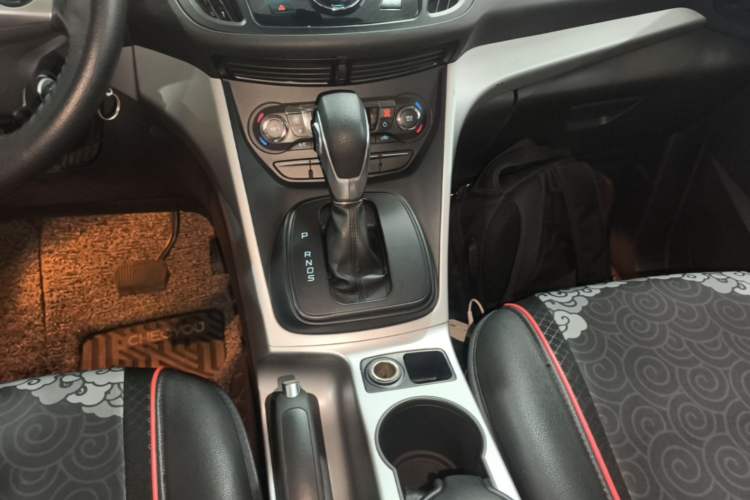 Used Ford Kuga 2015 1.5L GTDi Two-Wheel-Drive Comfort Model Gear Lever