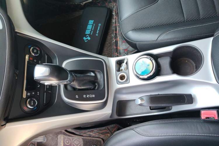 Used Ford Kuga 2015 1.5L GTDi Two-Wheel Drive Fashion Edition Gear Lever