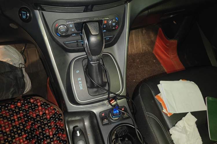 Used Ford Kuga 2015 1.5L GTDi Four-Wheel-Drive Elite Model Gear Lever