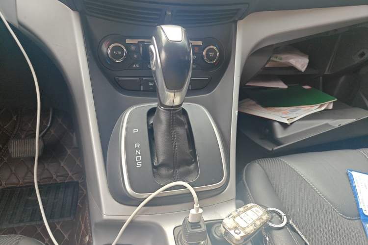 Used Ford Kuga 2015 1.5L GTDi Two-Wheel Drive Fashion Edition Gear Lever