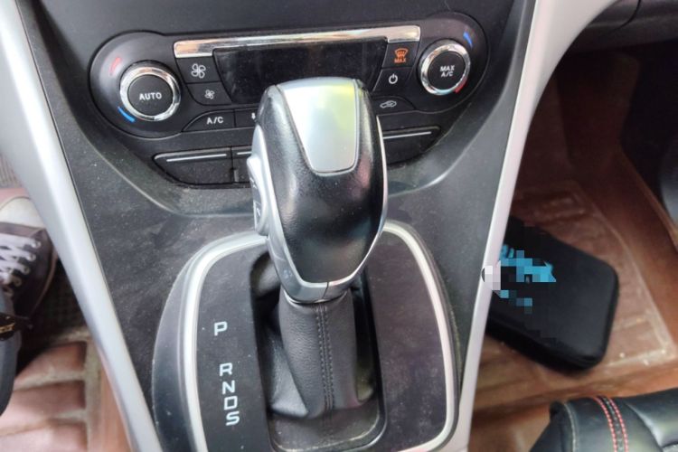 Used Ford Kuga 2015 1.5L GTDi Two-Wheel Drive Fashion Edition Gear Lever