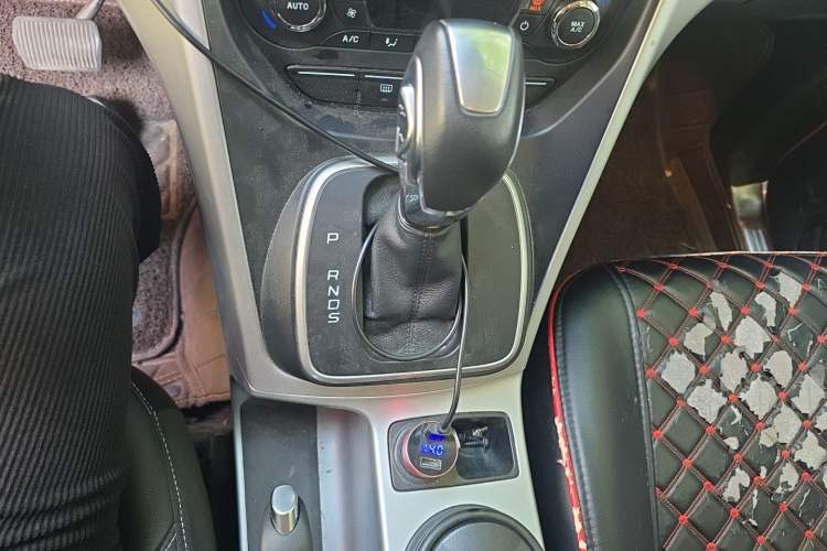 Used Ford Kuga 2015 1.5L GTDi Two-Wheel Drive Fashion Edition Gear Lever