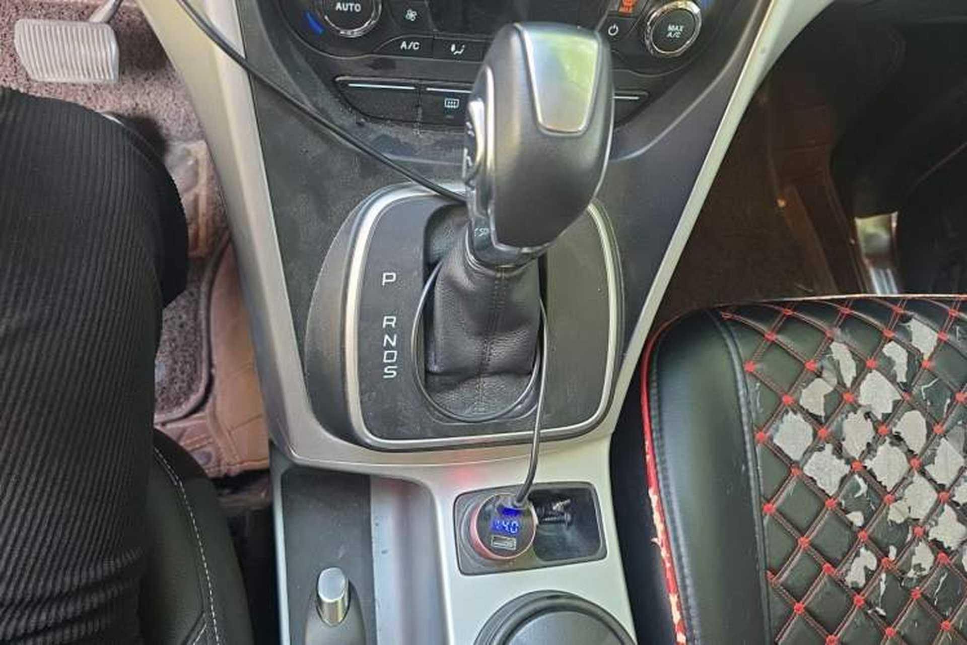 Used Ford Kuga 2015 1.5L GTDi Two-Wheel Drive Fashion Edition Gear Lever