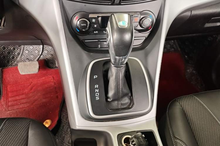 Used Ford Kuga 2015 1.5L GTDi Two-Wheel Drive Fashion Edition Gear Lever