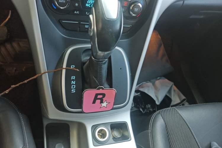 Used Ford Kuga 2015 1.5L GTDi Two-Wheel Drive Fashion Edition Gear Lever