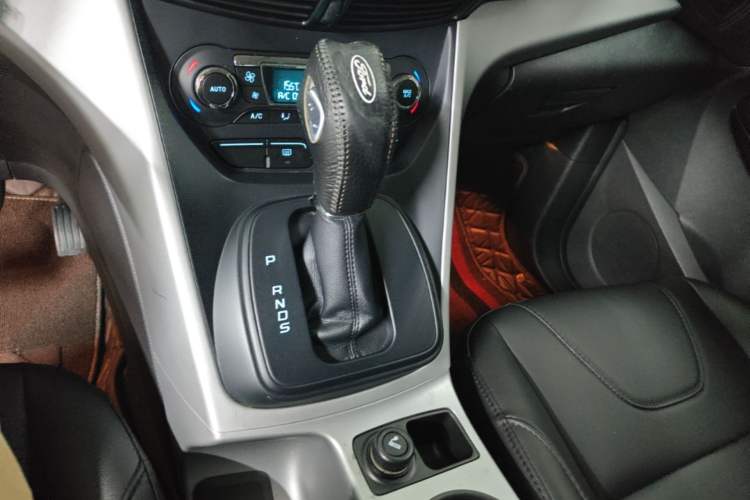 Used Ford Kuga 2015 1.5L GTDi Two-Wheel-Drive Comfort Model Gear Lever