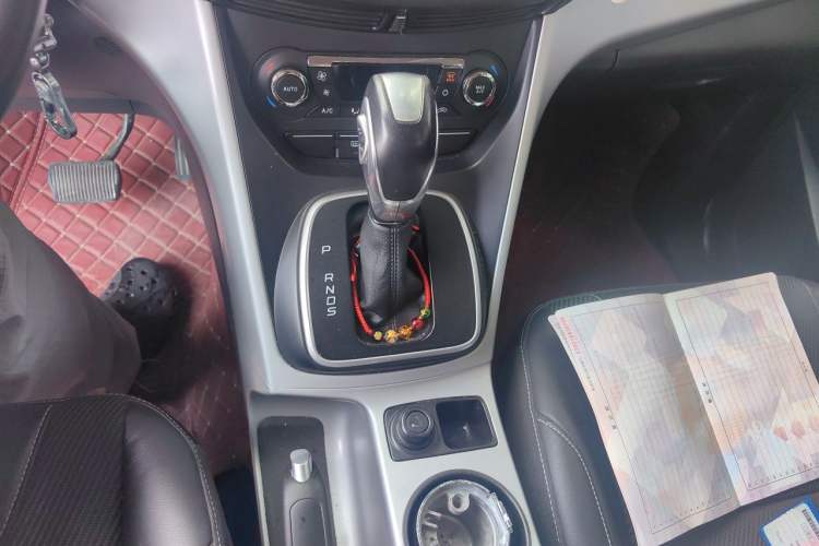Used Ford Kuga 2015 1.5L GTDi Two-Wheel Drive Fashion Edition Gear Lever