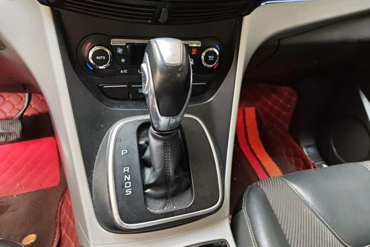 Used Ford Kuga 2015 1.5L GTDi Two-Wheel Drive Fashion Edition Gear Lever