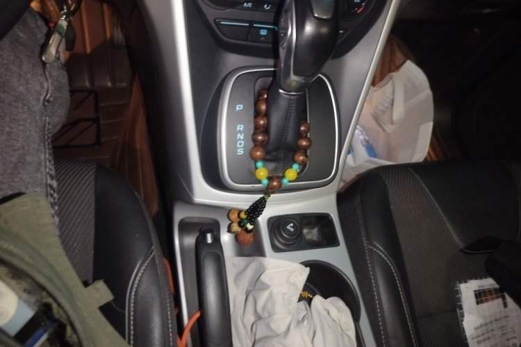 Used Ford Kuga 2015 1.5L GTDi Two-Wheel Drive Fashion Edition Gear Lever