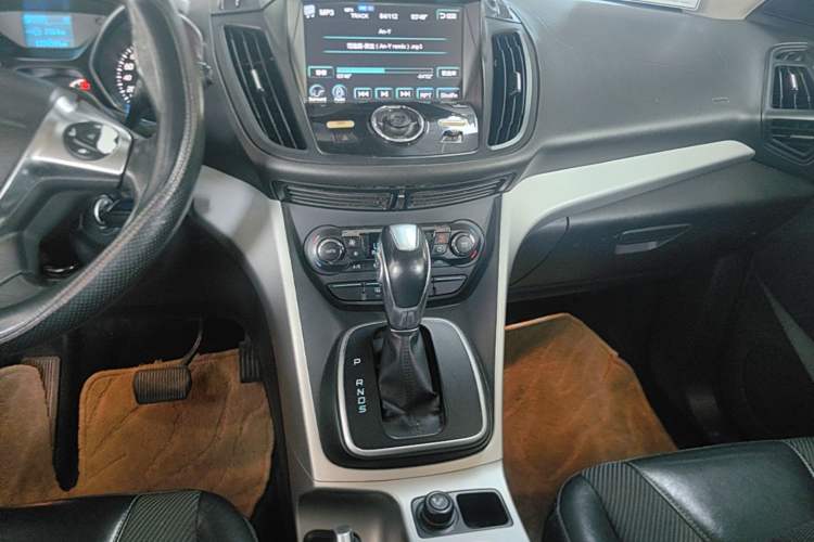 Used Ford Kuga 2015 1.5L GTDi Two-Wheel Drive Fashion Edition Gear Lever