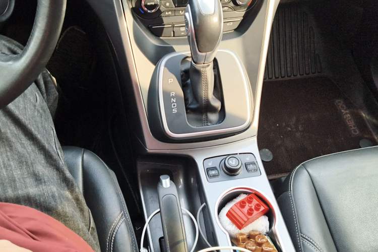 Used Ford Kuga 2015 1.5L GTDi Four-Wheel-Drive Elite Model Gear Lever