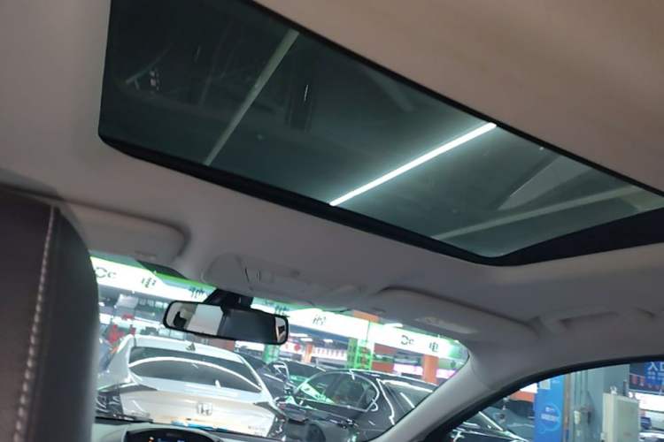 Used Ford Kuga 2015 1.5L GTDi Two-Wheel Drive Fashion Edition Headliner