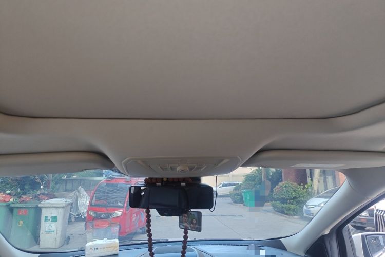 Used Ford Kuga 2015 2.0L GTDi Four-Wheel Drive Prestige Model Headliner